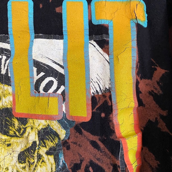 ⚡️ It’s Lit custom dye graphic tee - Picture 4 of 5